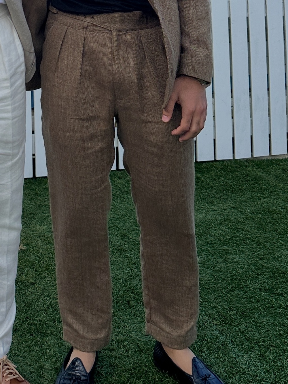 Todd Snyder tan Pleated Linen Pants